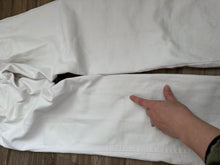 Load image into Gallery viewer, White Roper Jeans