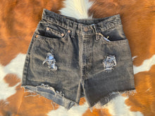 Load image into Gallery viewer, Vintage Levis Shorts
